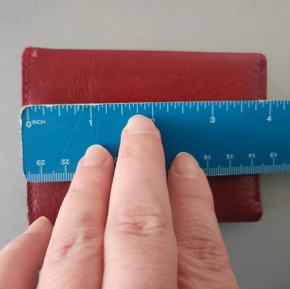 Kenneth Cole Reaction Burgundy Leather Wallet